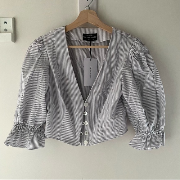 BNWT THE FIFTH LABEL Pinstripe Passage Top Blouse - Picture 2 of 2